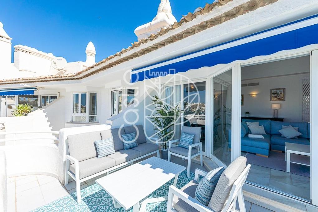 Puerto De Benalmadena Apartamento Vacacional Con Vistas Al Mar Y Yates Tres Habitaciones 2 Banos Exterior foto